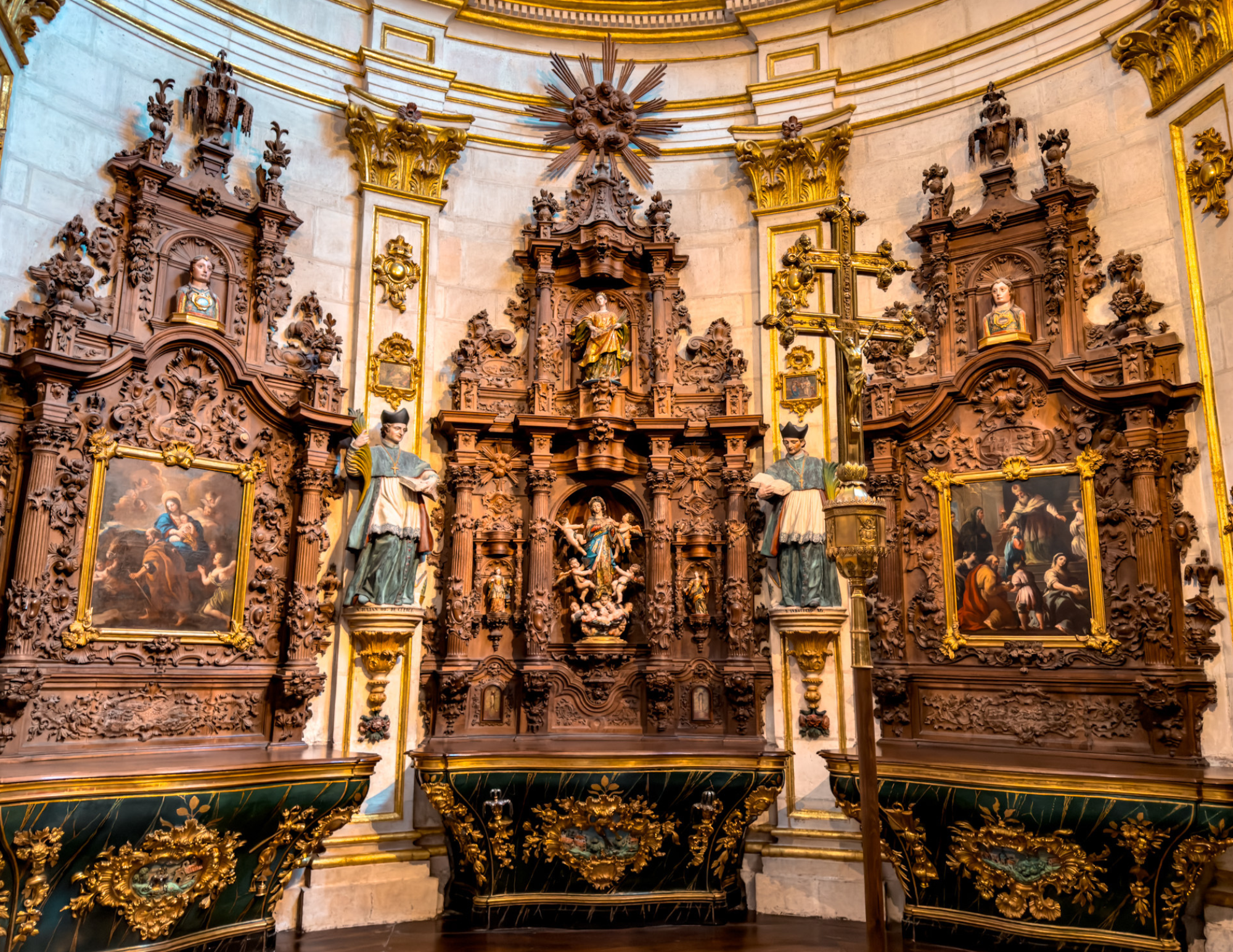 Burgos Travel Guide (5).png